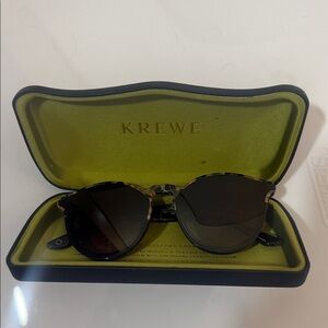 KREWE Collins glasses creama and black Tortoiseshell Cat-Eye Sunglasses